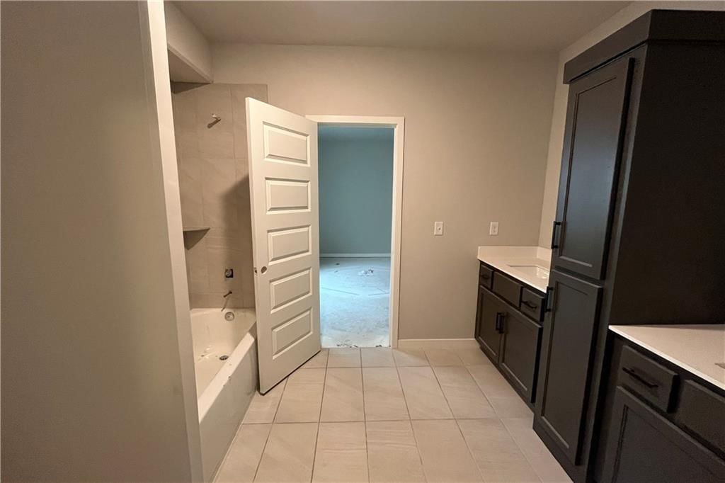 2616 NE Woodland Oak Drive — photo 23