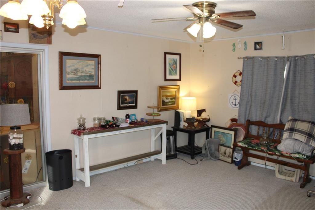 302 N Military Street — photo 15