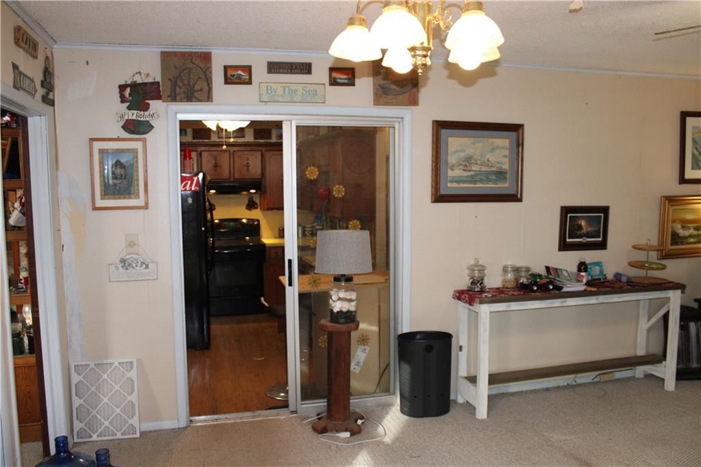 302 N Military Street — photo 16