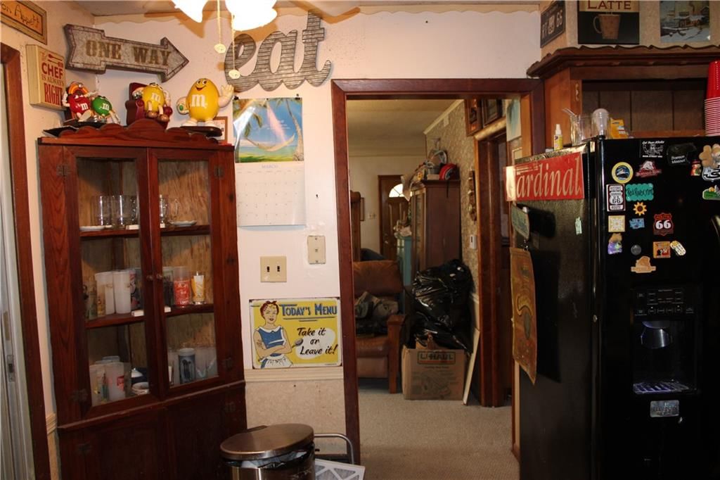 302 N Military Street — photo 26
