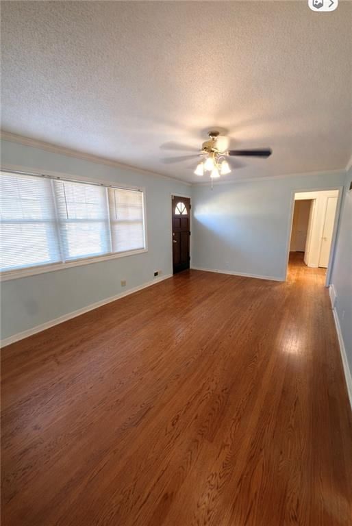 9405 E 70th Terrace — photo 3