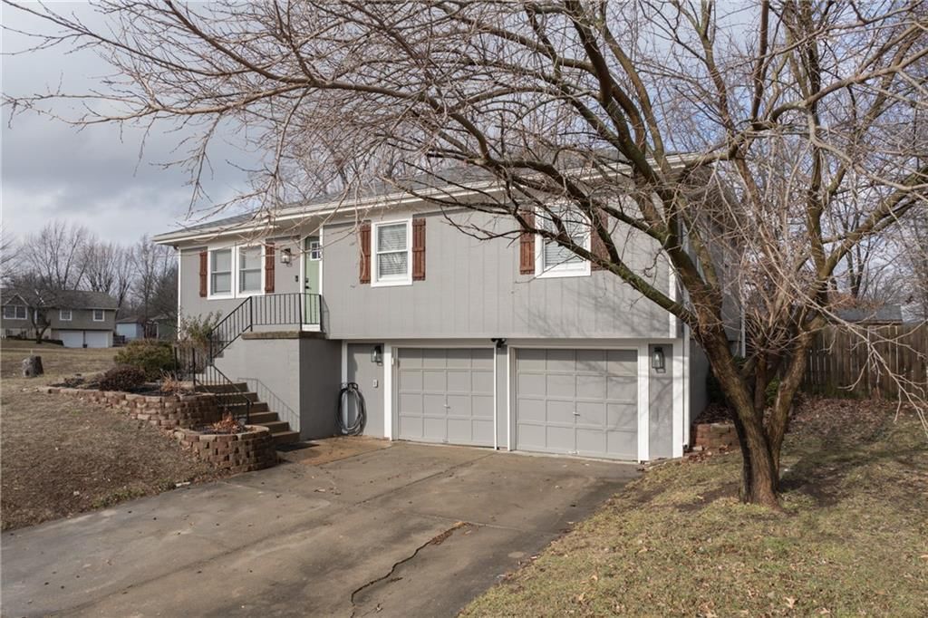805 Britany Drive — photo 3