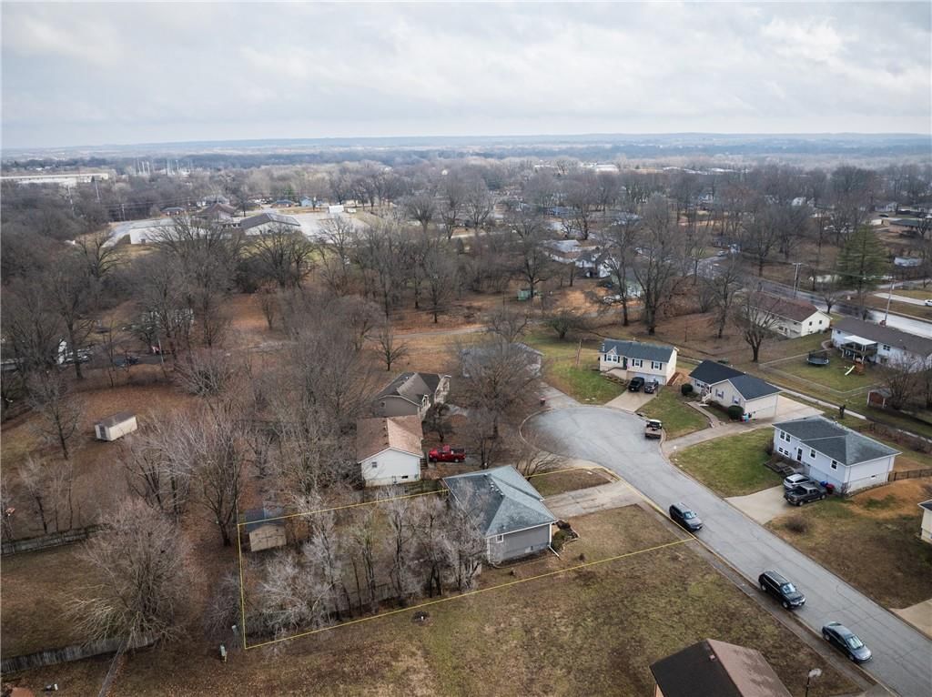 805 Britany Drive — photo 34