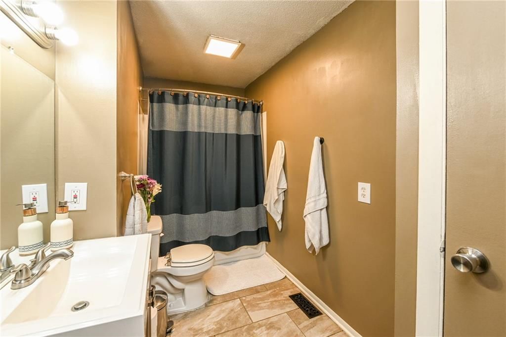 18108 E Shoshone Drive — photo 8