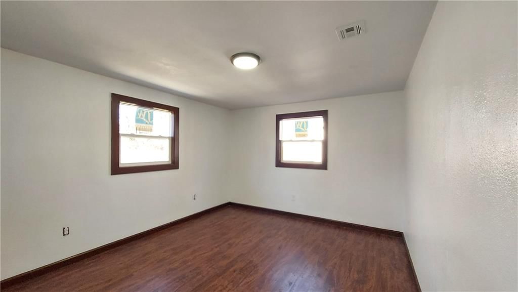 1811 N MICHIGAN N/A — photo 8