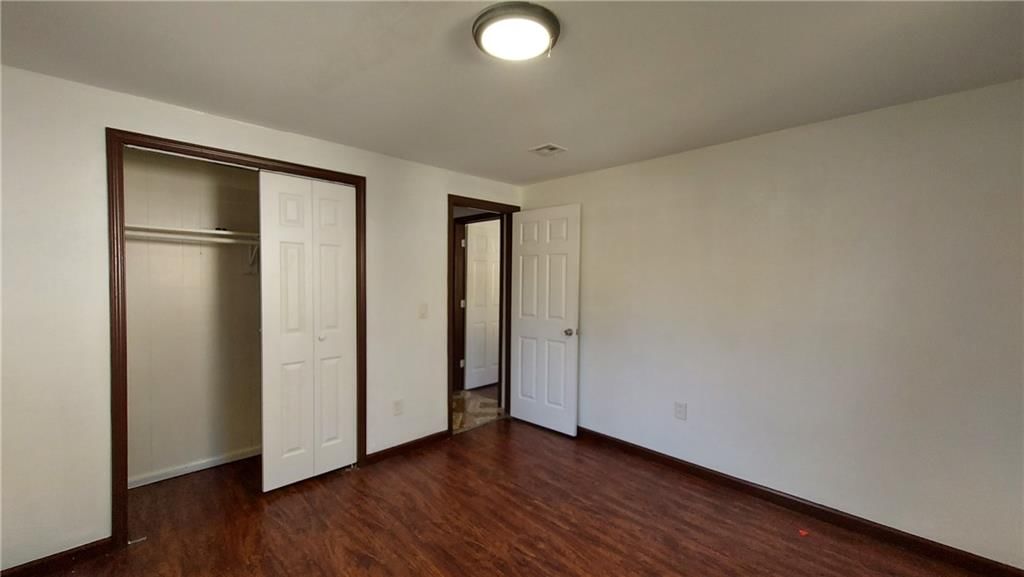 1811 N MICHIGAN N/A — photo 9