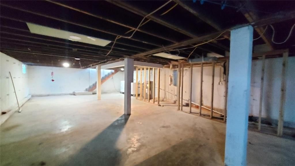 1811 N MICHIGAN N/A — photo 12