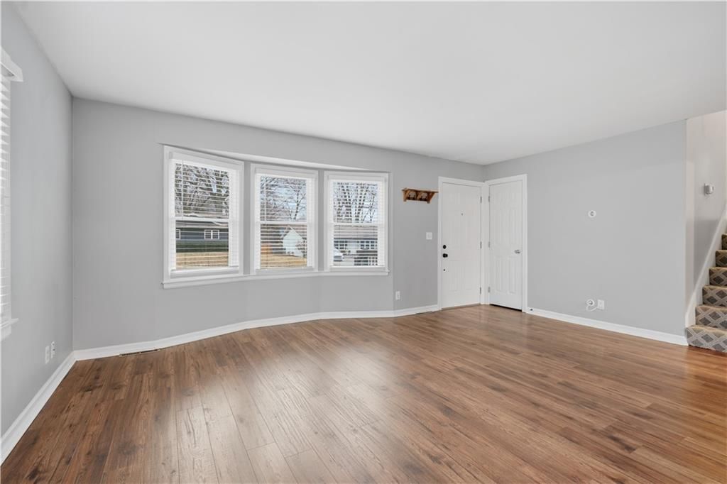 7614 Grandview Lane — photo 6