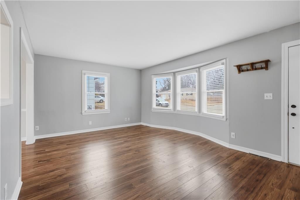 7614 Grandview Lane — photo 8
