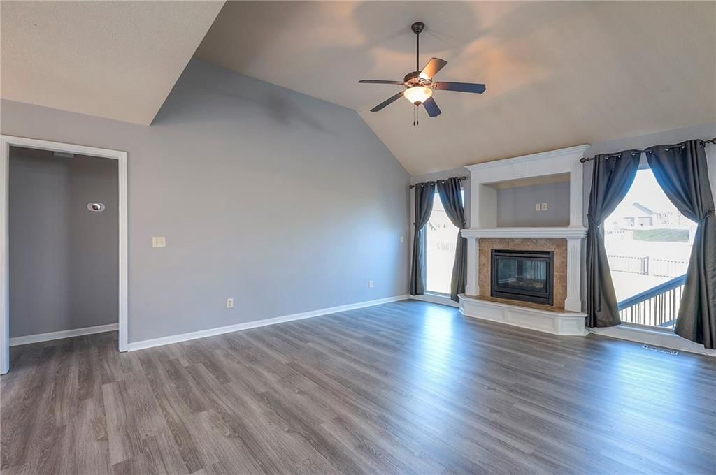 11933 N Forest Avenue — photo 6
