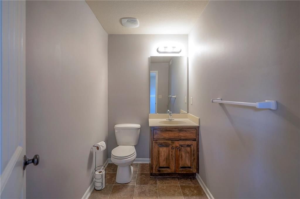 11933 N Forest Avenue — photo 29