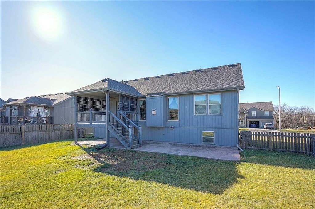 11933 N Forest Avenue — photo 34