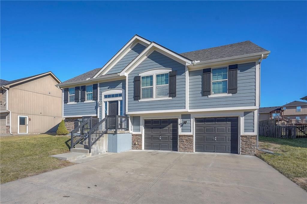 11933 N Forest Avenue — photo 35