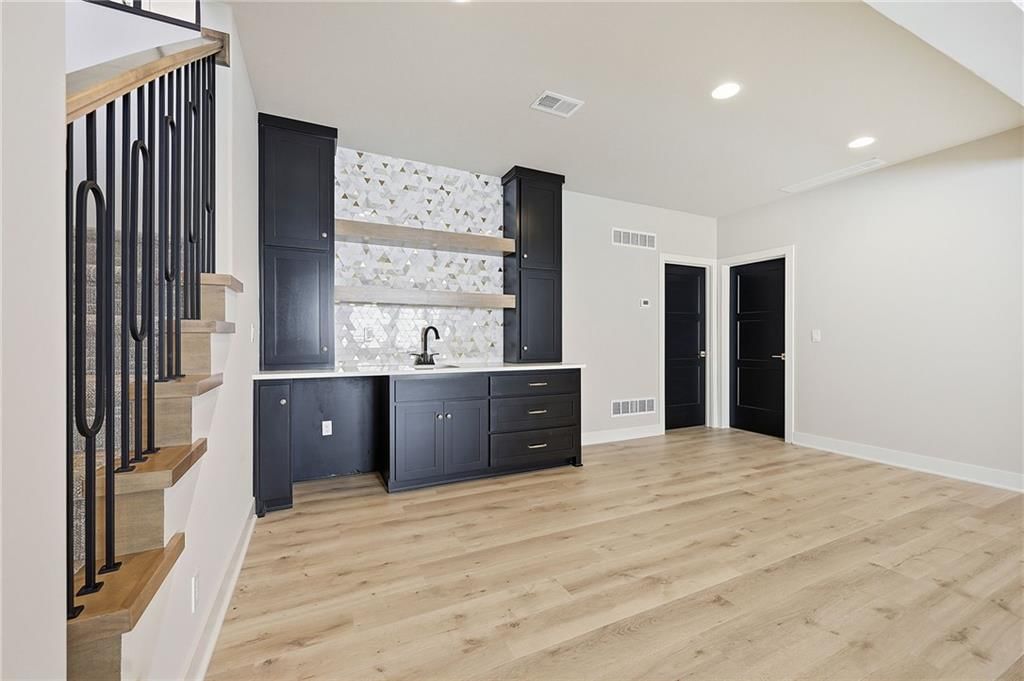 15381 W 173rd Terrace — photo 37