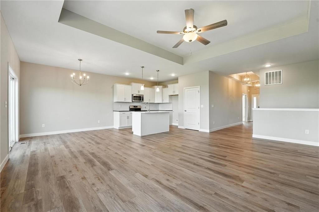 9600 N Ava Street — photo 8