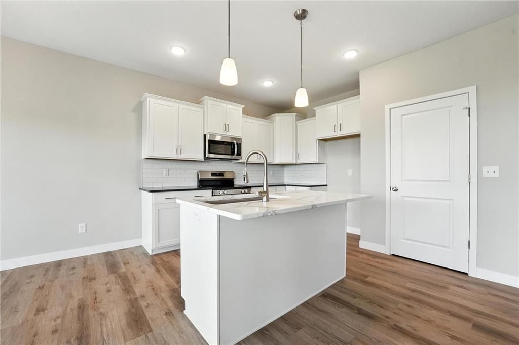 9600 N Ava Street — photo 11