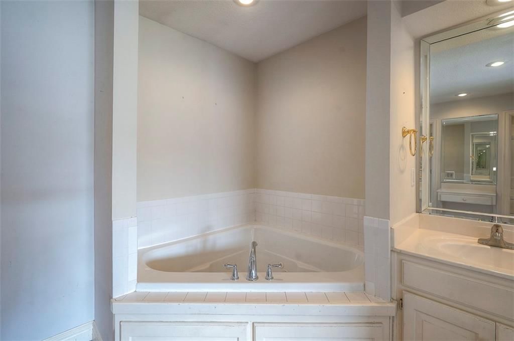 2205 SE Meeting Street SE — photo 50