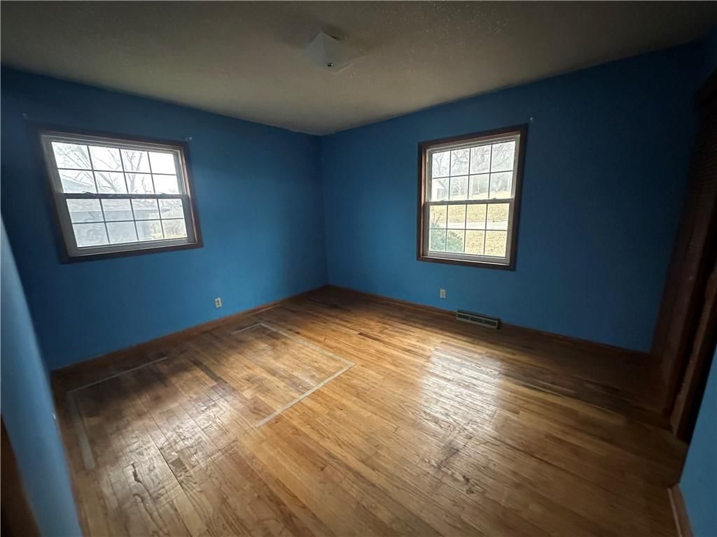 1424 N Dewey Street — photo 19