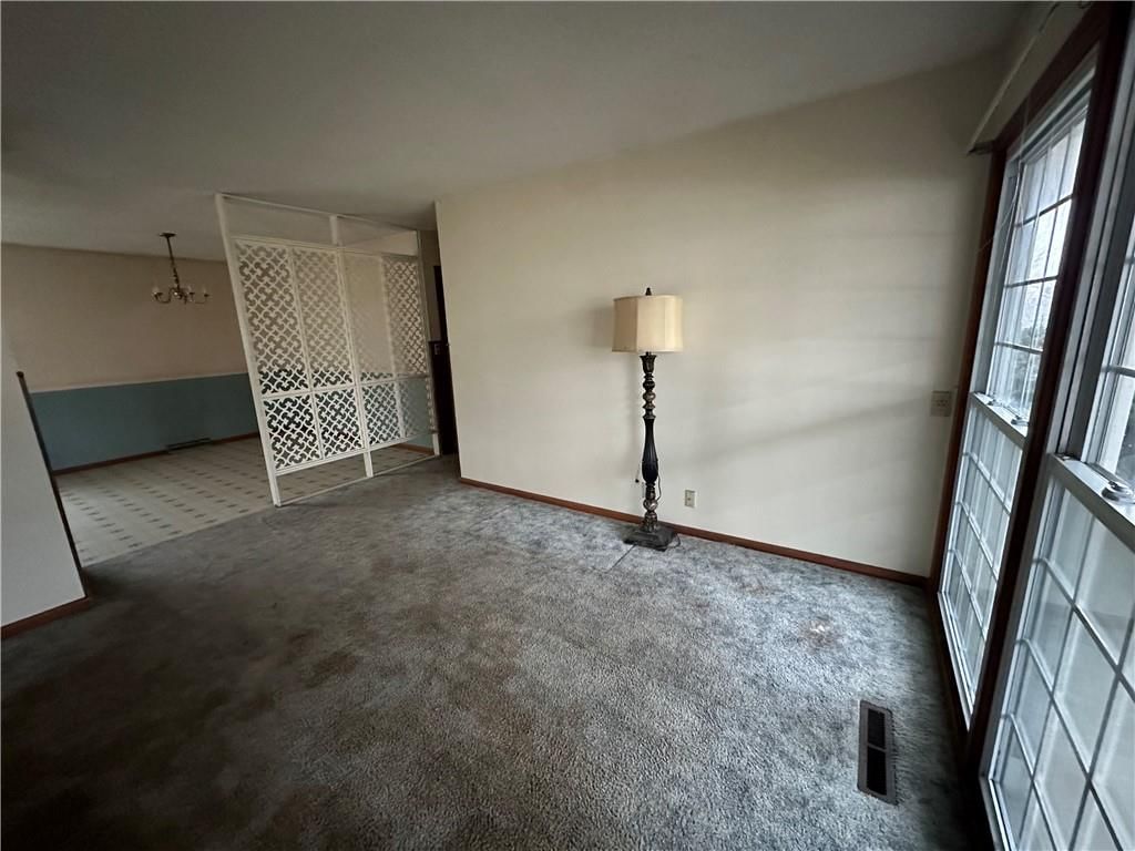 1424 N Dewey Street — photo 22
