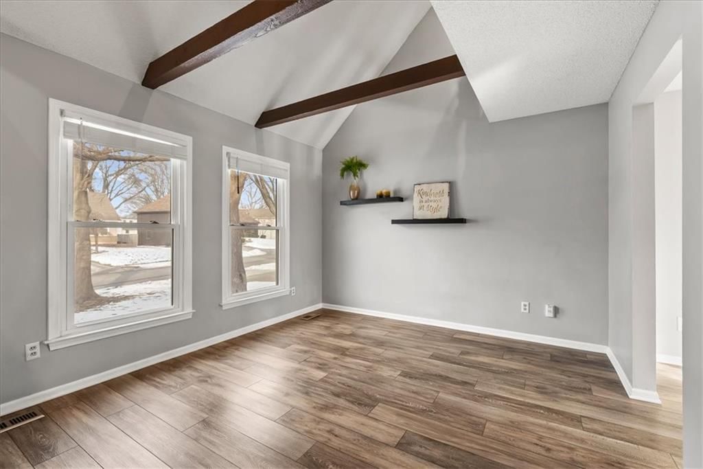 2101 E Sheridan Bridge Lane — photo 9