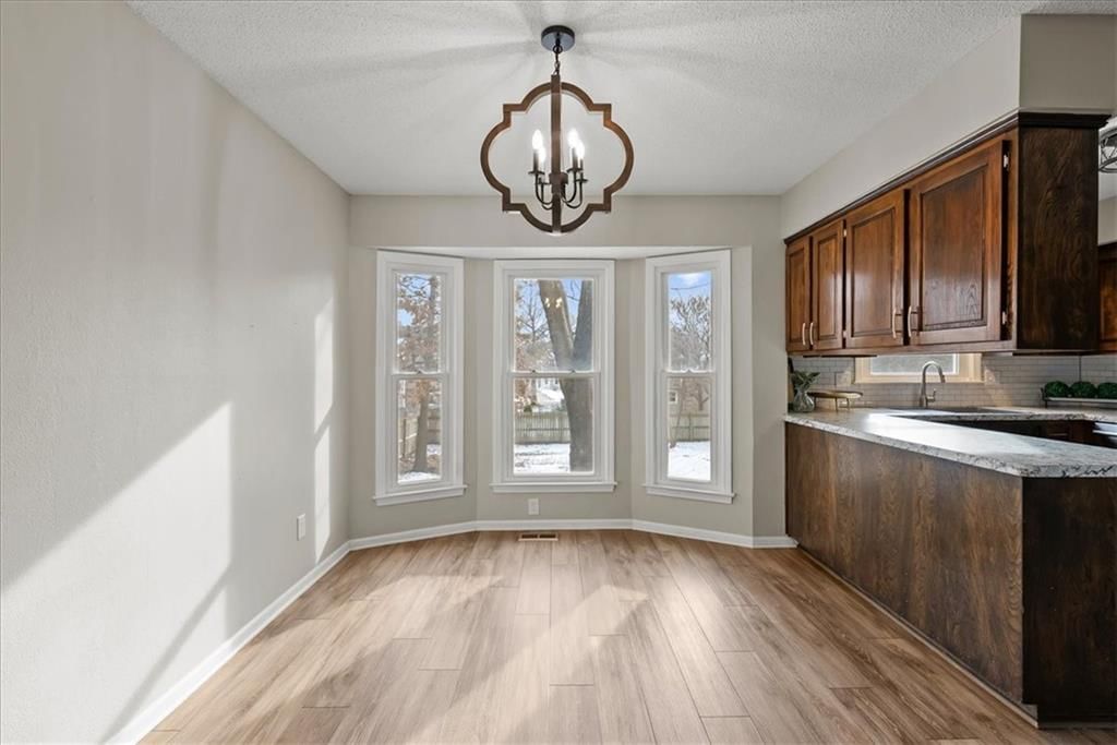 2101 E Sheridan Bridge Lane — photo 12