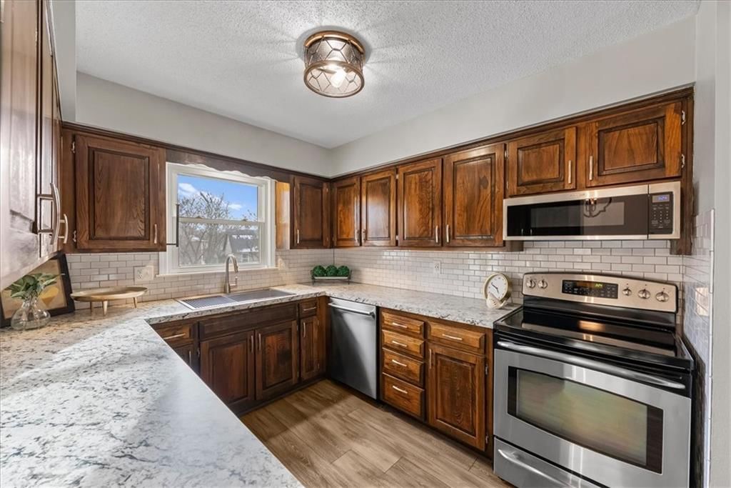 2101 E Sheridan Bridge Lane — photo 14