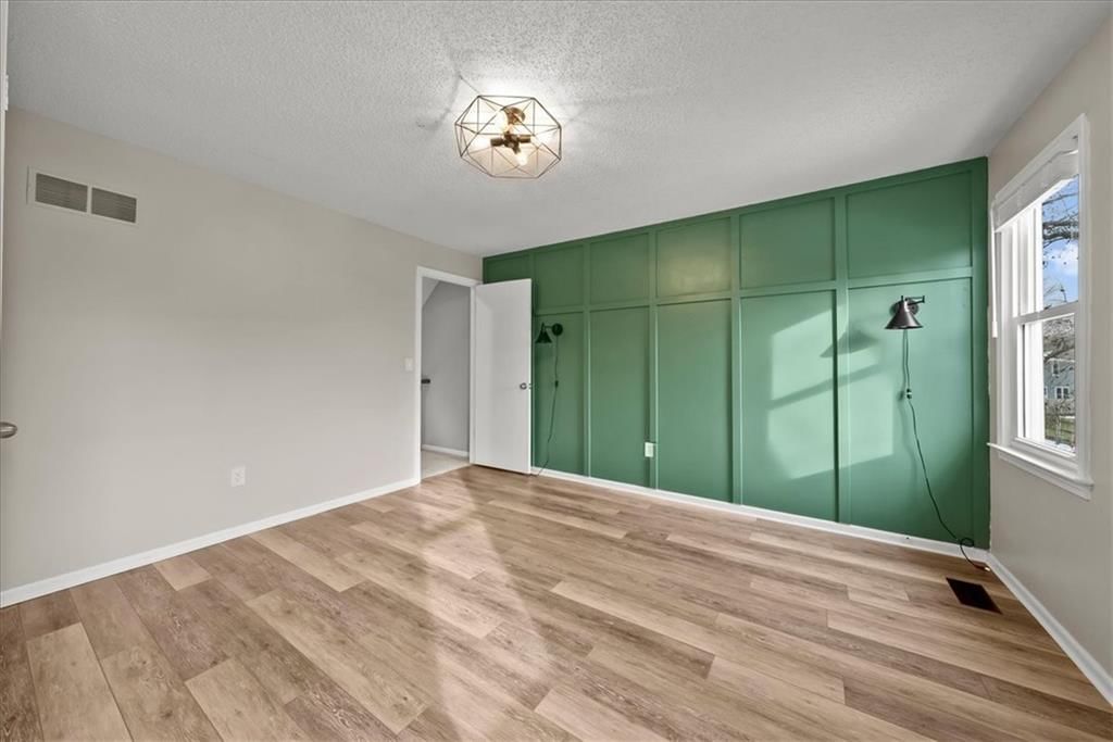 2101 E Sheridan Bridge Lane — photo 27