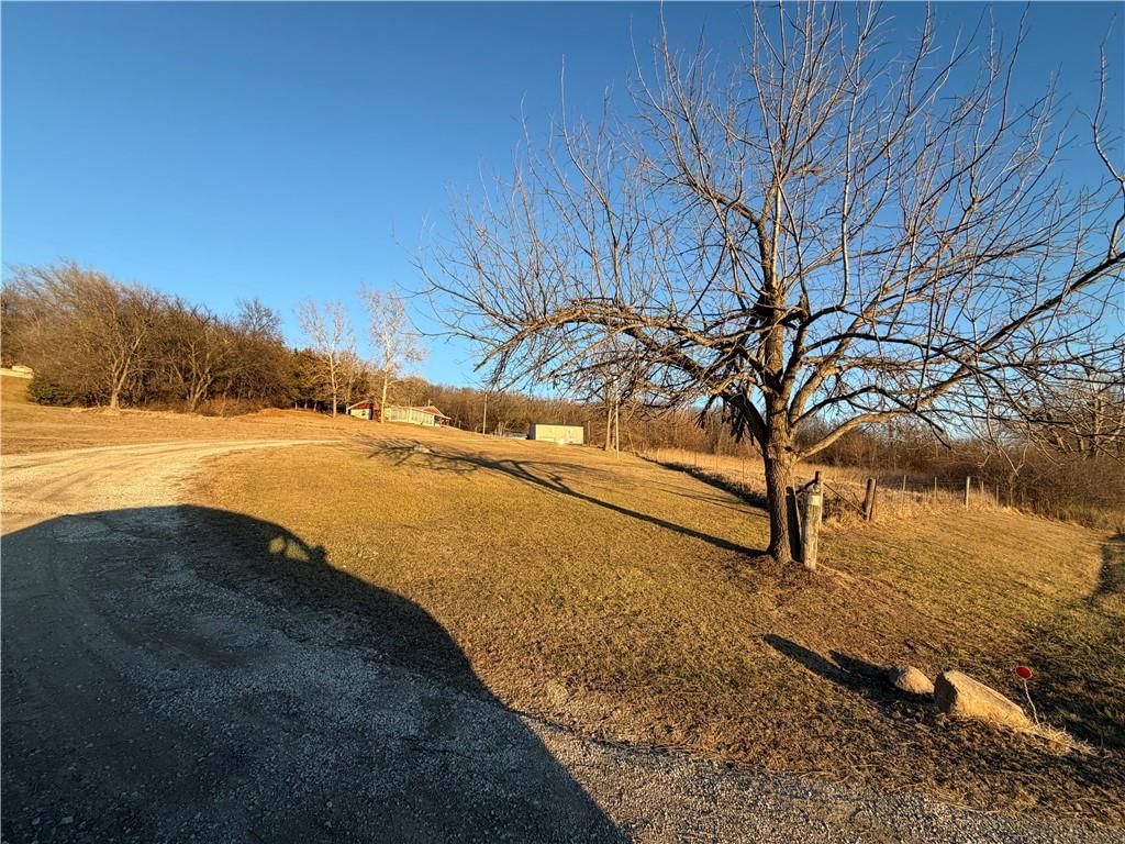 13557 Adobe Road — photo 11
