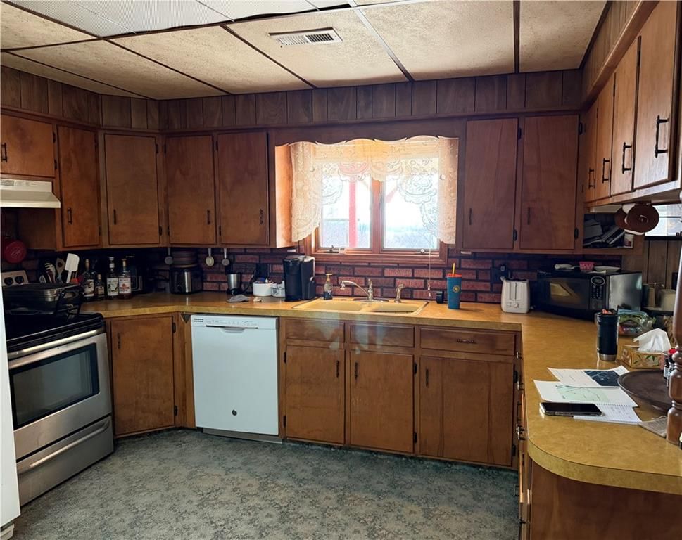 13557 Adobe Road — photo 15