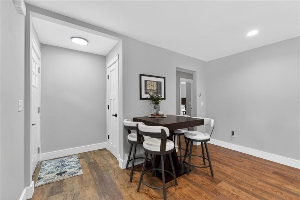 2517 W 76th Street — photo 7