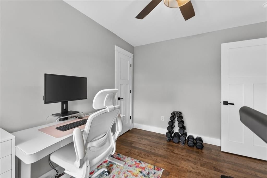 2517 W 76th Street — photo 17