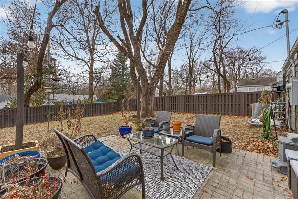 2517 W 76th Street — photo 22
