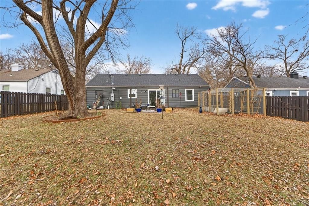 2517 W 76th Street — photo 24