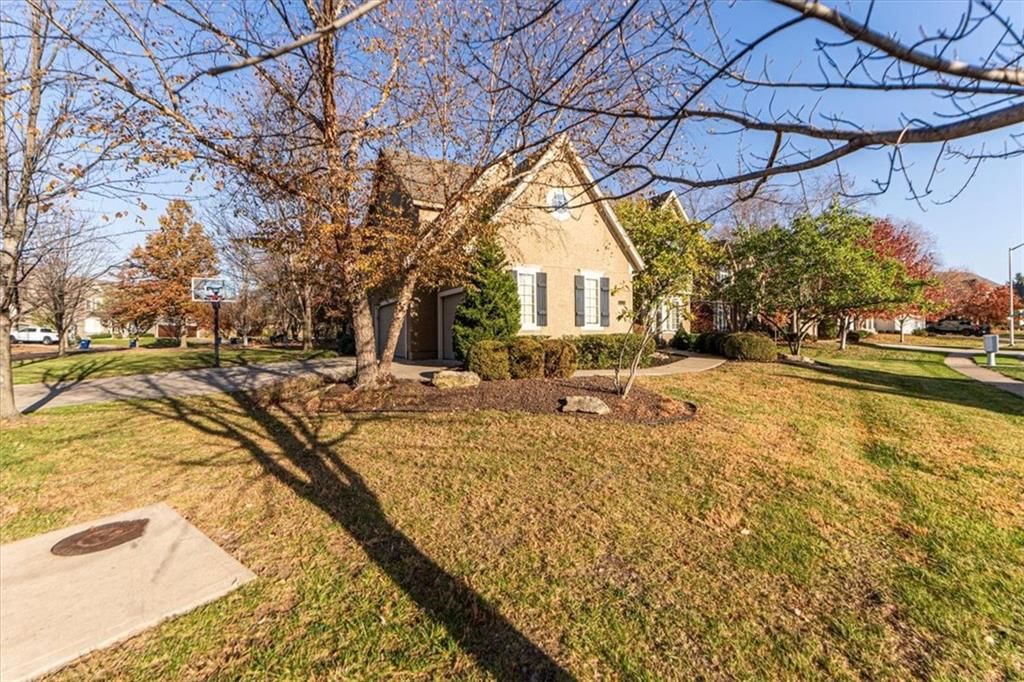 5628 W 144th Street — photo 3