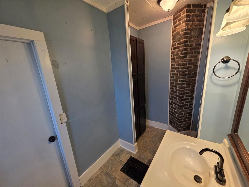 1312 N Main Street — photo 19