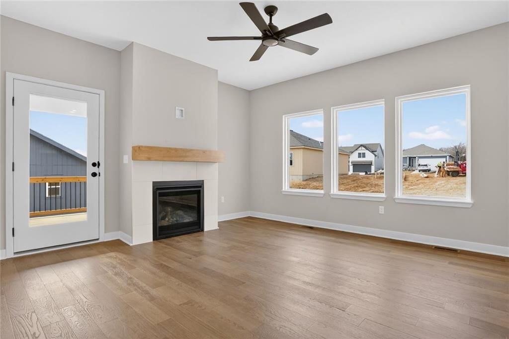 16209 Ryan Circle — photo 2