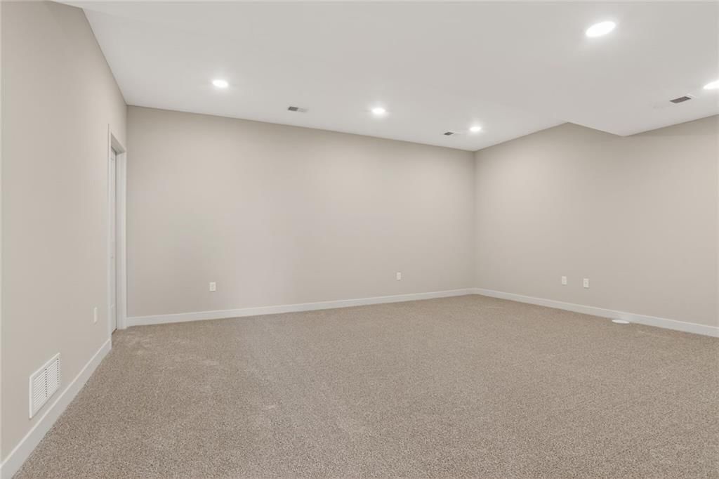 16209 Ryan Circle — photo 24