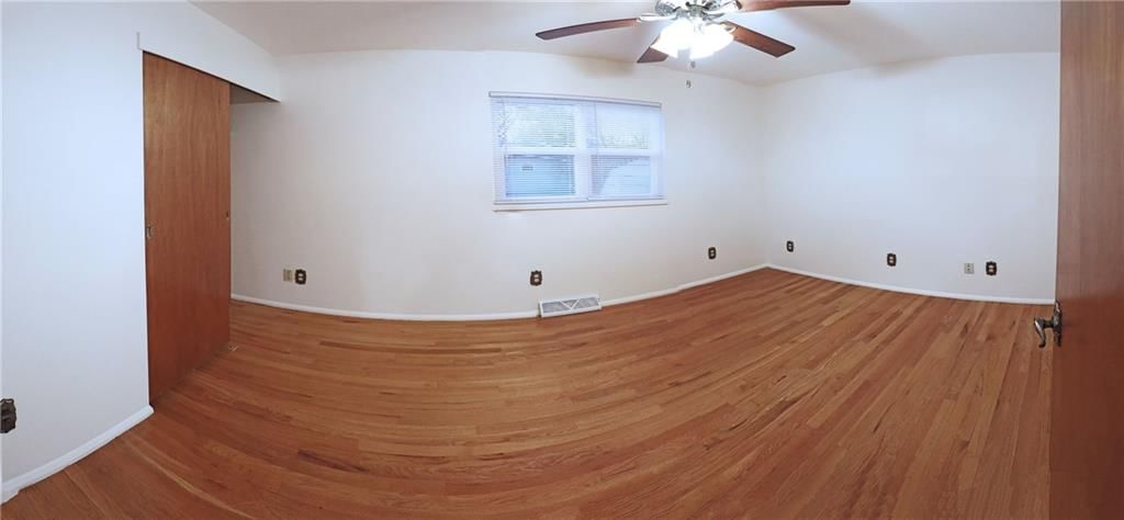 300 N 81st Terrace — photo 15