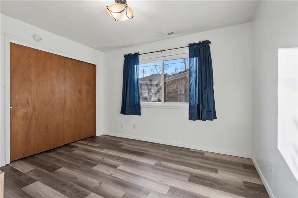 925 W 27th Terrace — photo 21