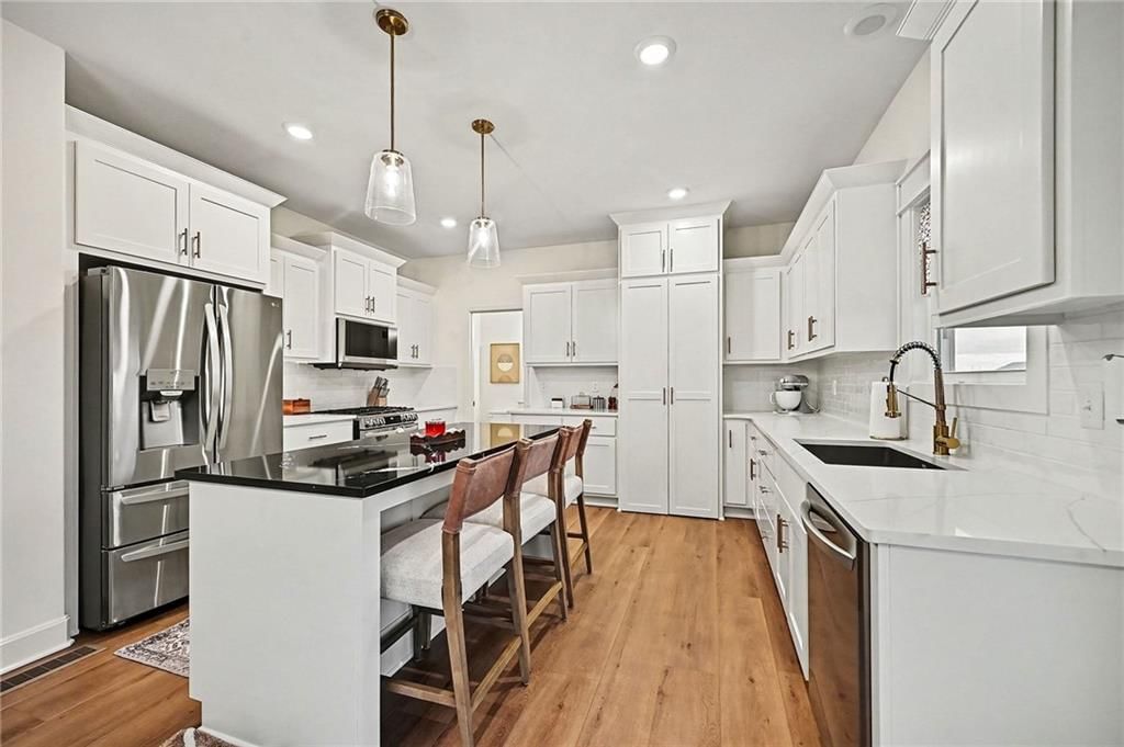 7812 NE 107th Street — photo 9