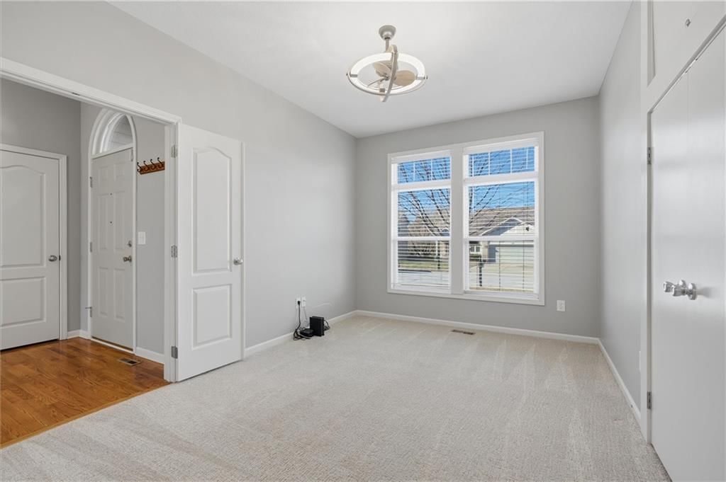 907 Englewood Drive — photo 10