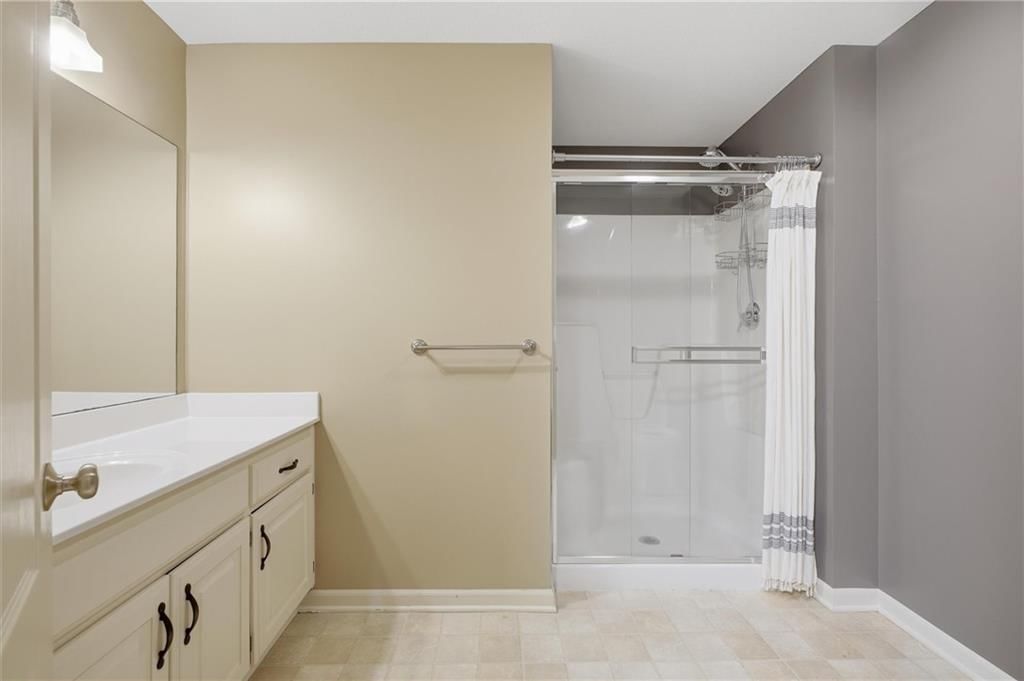 907 Englewood Drive — photo 30