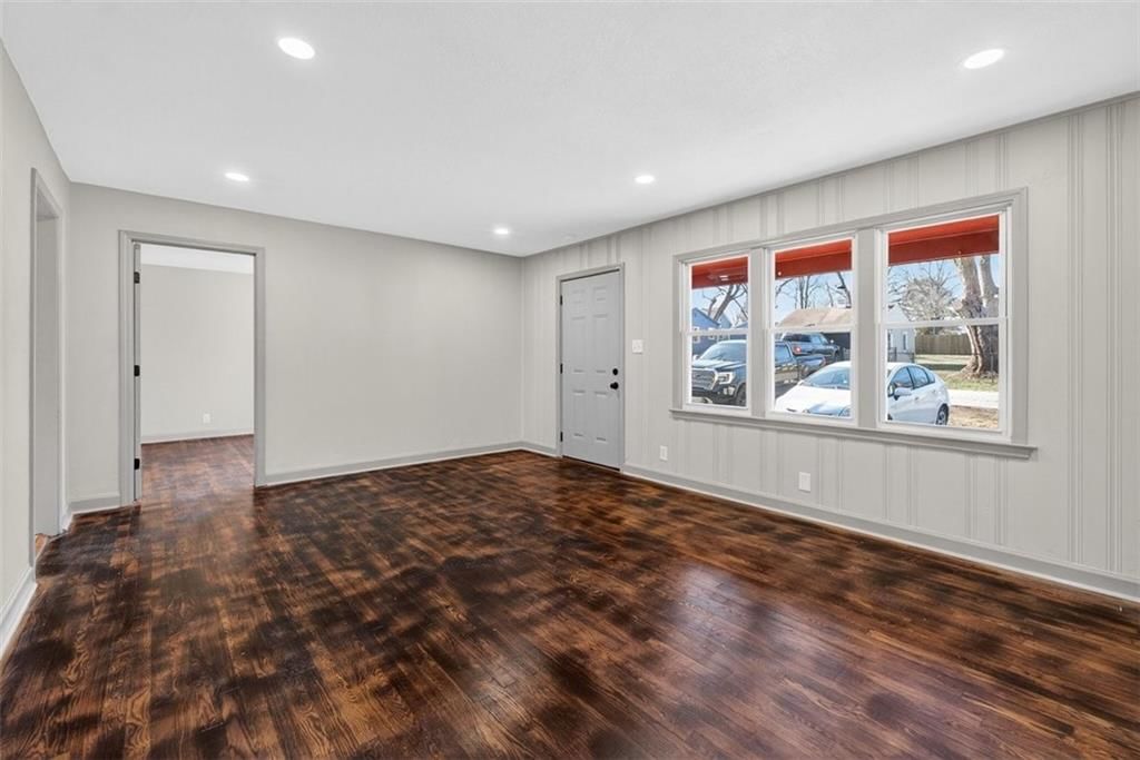 403 SE howard Avenue — photo 5
