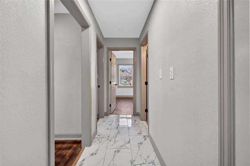 403 SE howard Avenue — photo 15