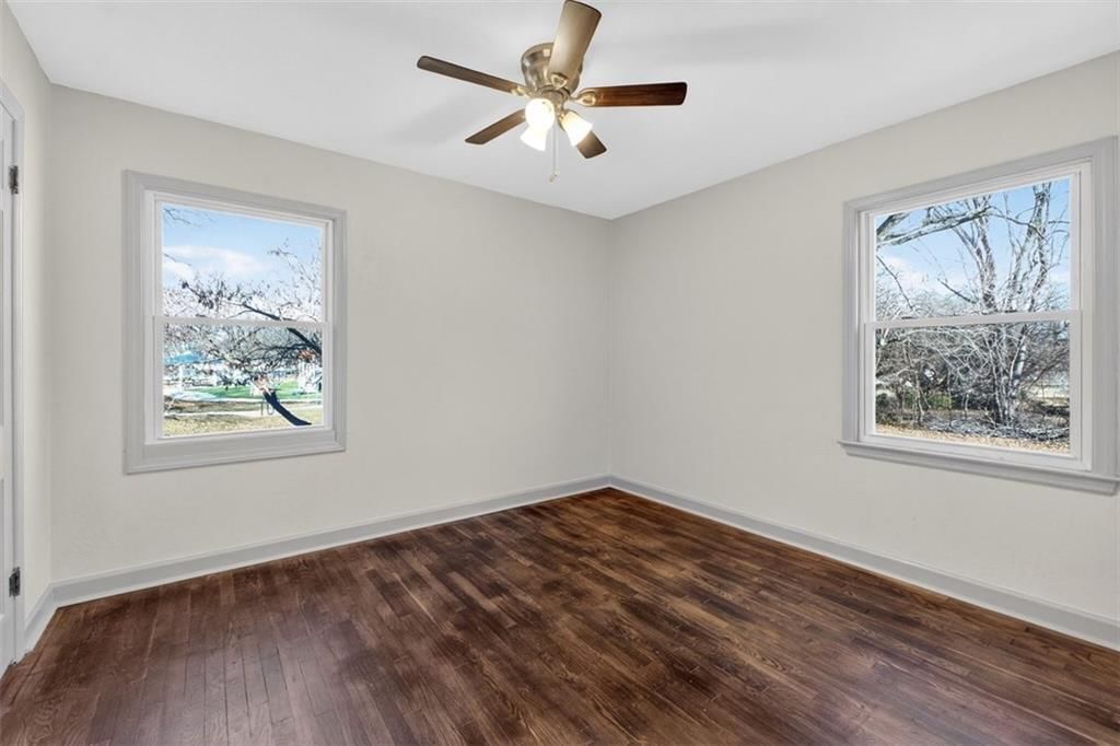 403 SE howard Avenue — photo 19
