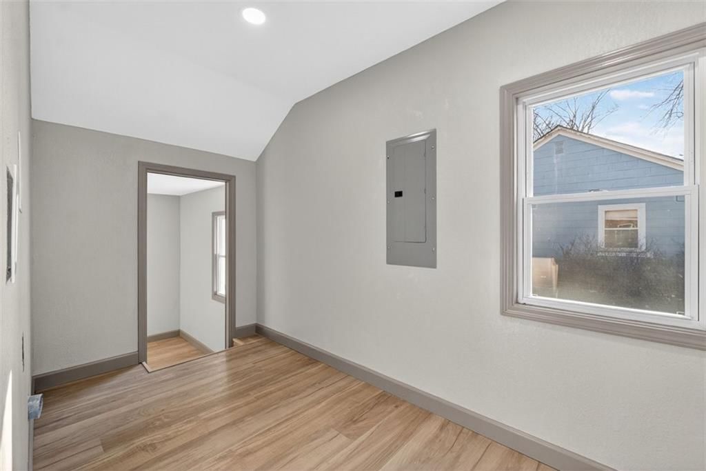 403 SE howard Avenue — photo 23