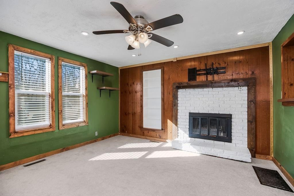 724 Elmwood Street — photo 6