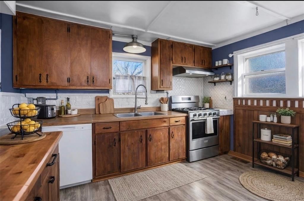 724 Elmwood Street — photo 23