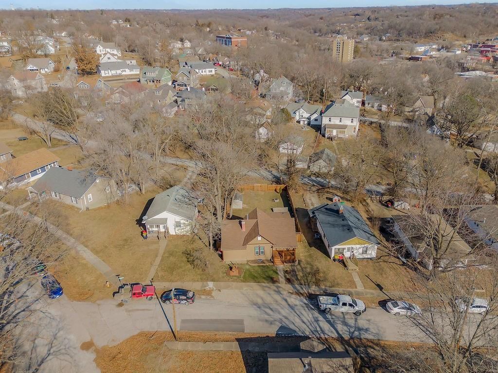 724 Elmwood Street — photo 35
