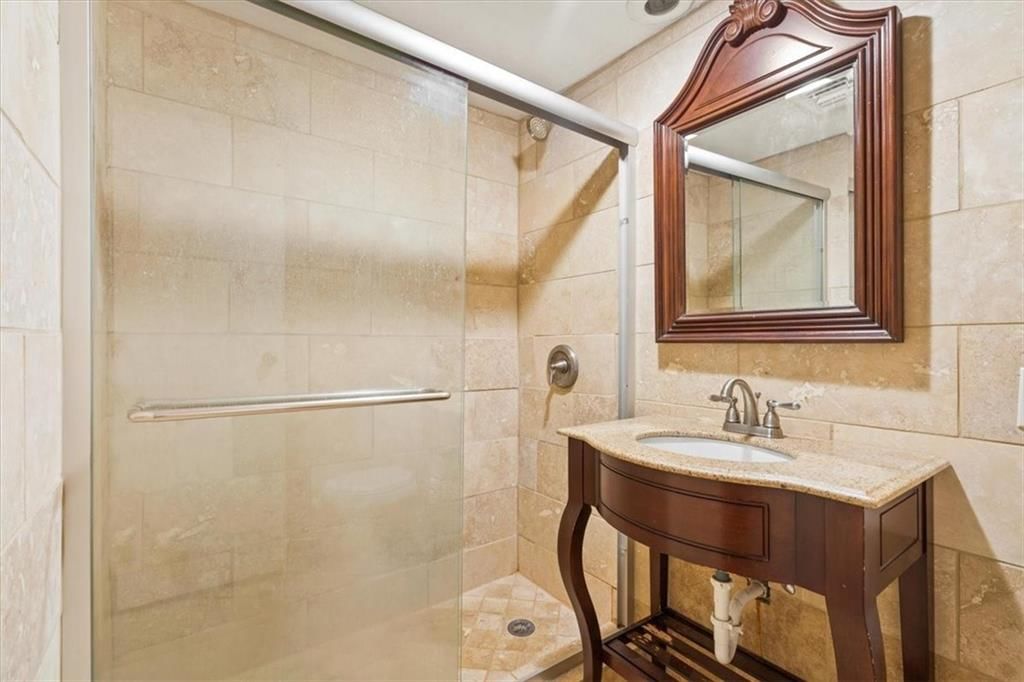 803 W 48th Street — photo 17